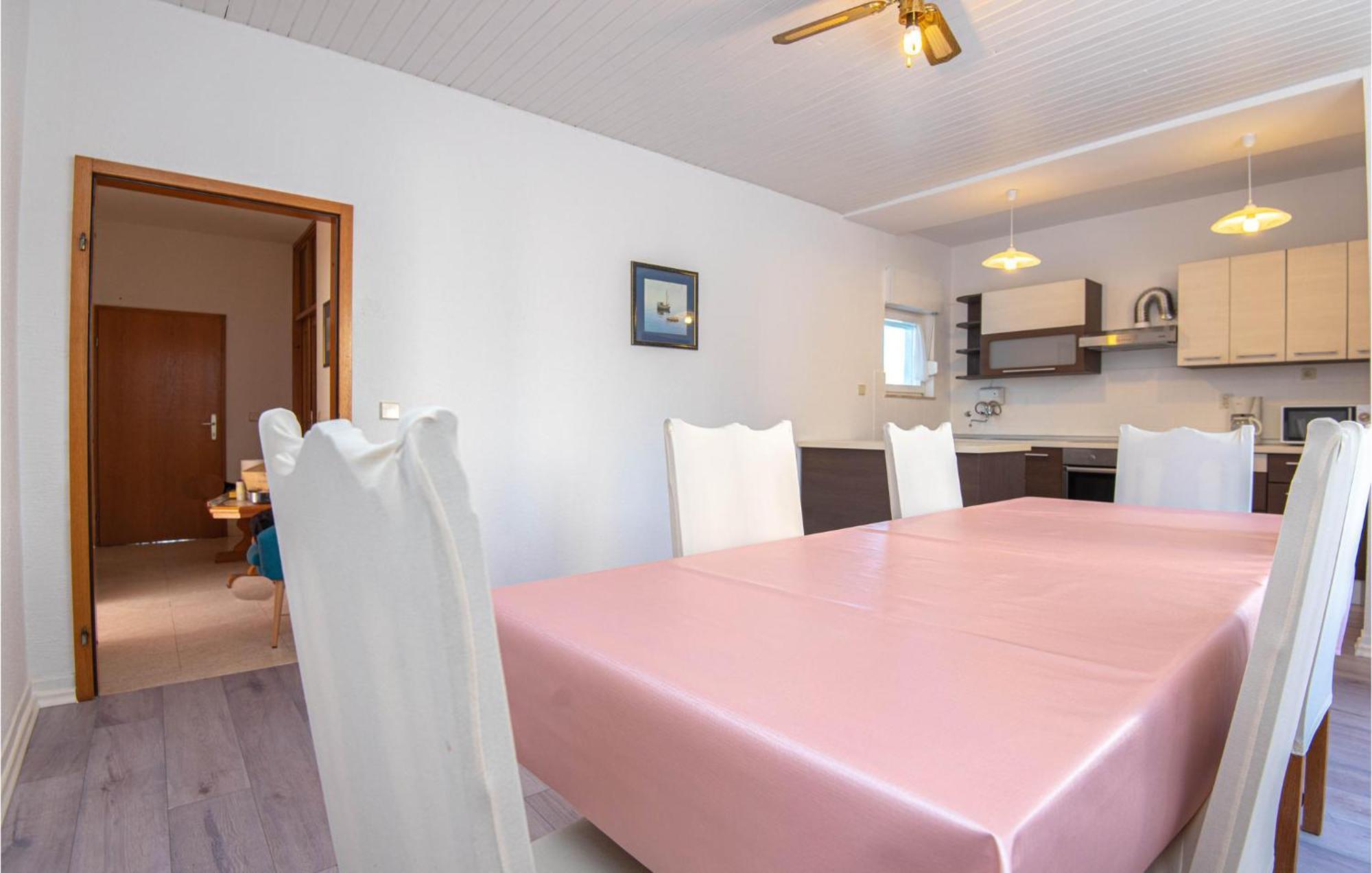 Cozy Home In Dolac With Kitchen プリモシュテン エクステリア 写真
